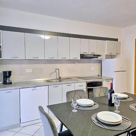 Apartment Dunato I -300M Vom Meer, Erdgeschoss